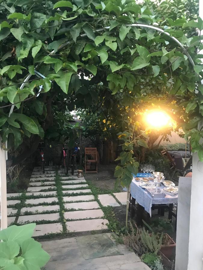 Bed and Breakfast La Zagara Furci Siculo Exteriér fotografie