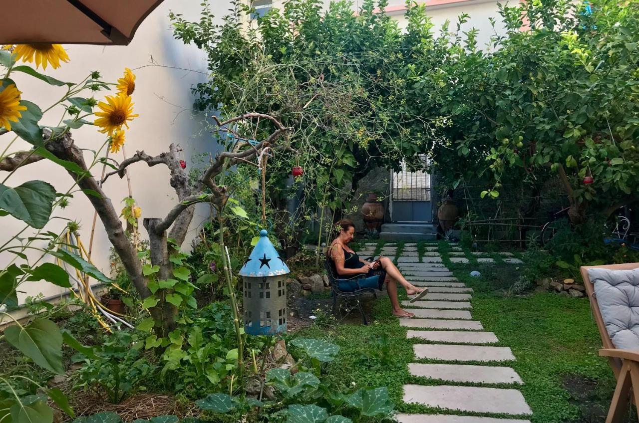 Bed and Breakfast La Zagara Furci Siculo Exteriér fotografie